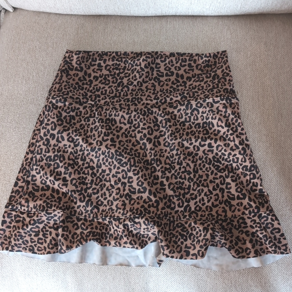 Albion cheetah Swim Skirt size small